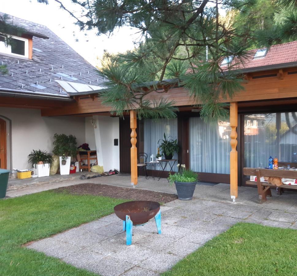 Ferienwohnung Bliem เฟลด์เคอร์เฮน อิน แครนเทน ภายนอก รูปภาพ